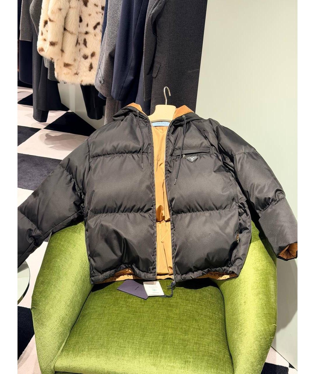 PRADA Черный пуховик, фото 2