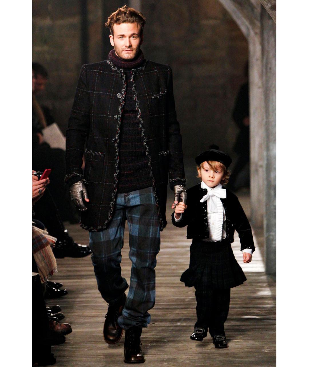 CHANEL Темно-синие хлопковые прямые джинсы, фото 3