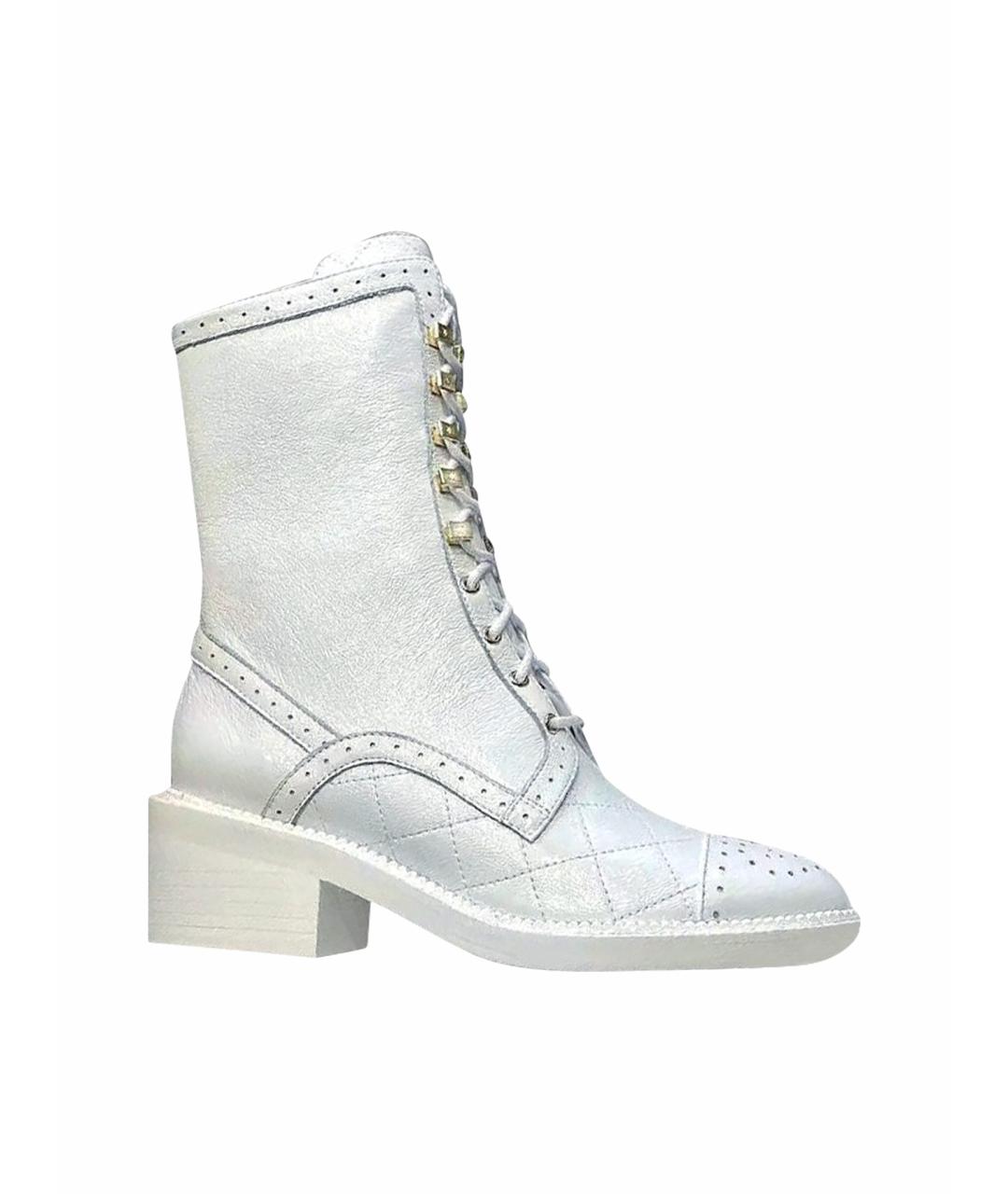 CHANEL Белые кожаные ботинки, фото 1