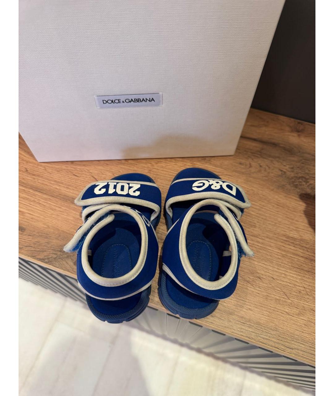 DOLCE & GABBANA KIDS Синие текстильные сандалии и шлепанцы, фото 4
