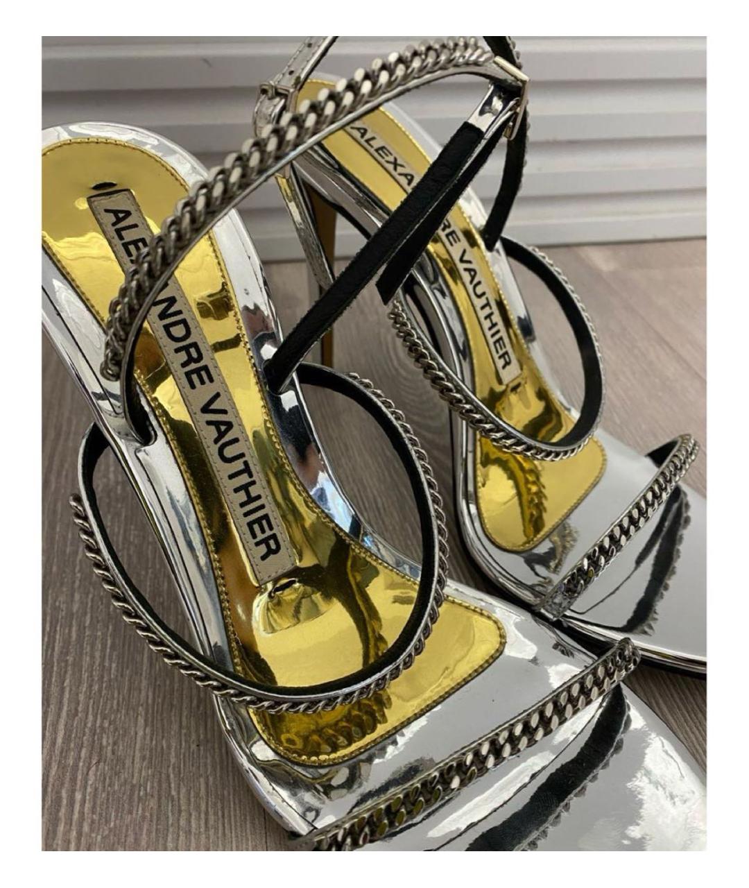 ALEXANDRE VAUTHIER Серебряные босоножки из лакированной кожи, фото 4