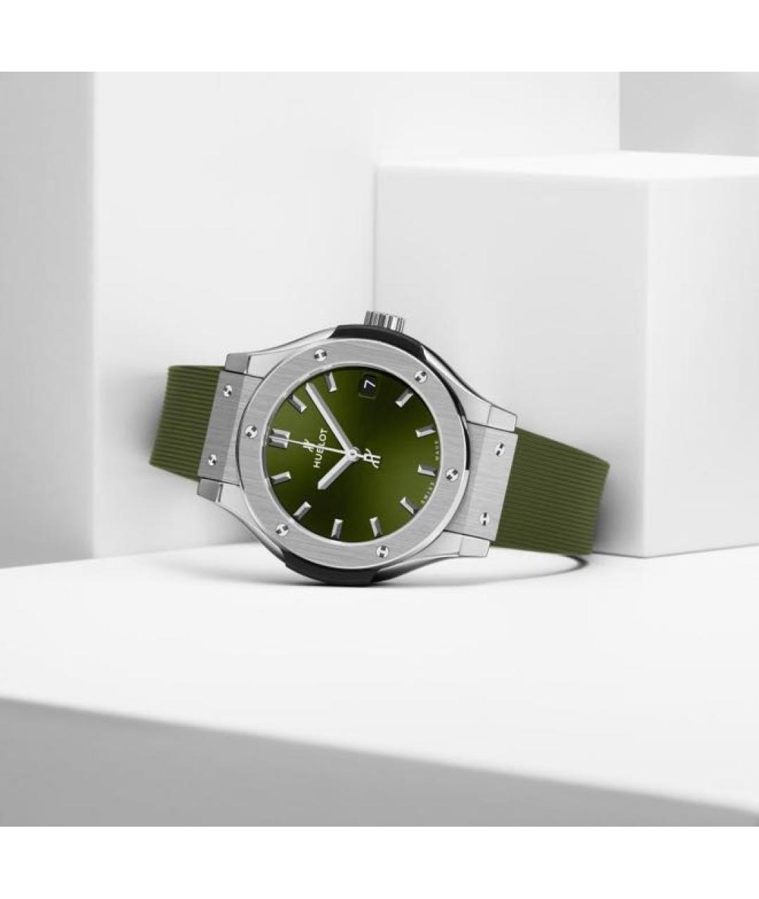 HUBLOT Зеленые металлические часы, фото 2