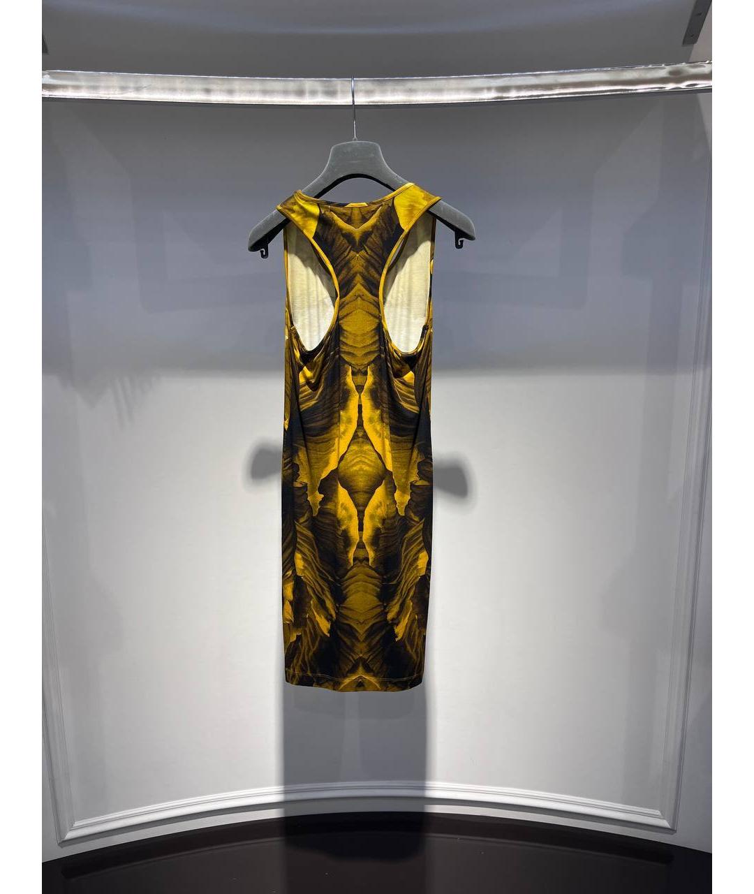 ALEXANDER MCQUEEN Горчичное вискозное коктейльное платье, фото 3
