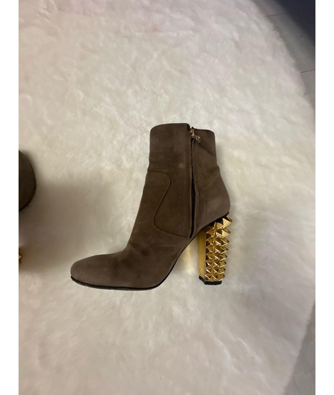 FENDI Бежевые замшевые ботильоны, фото 7