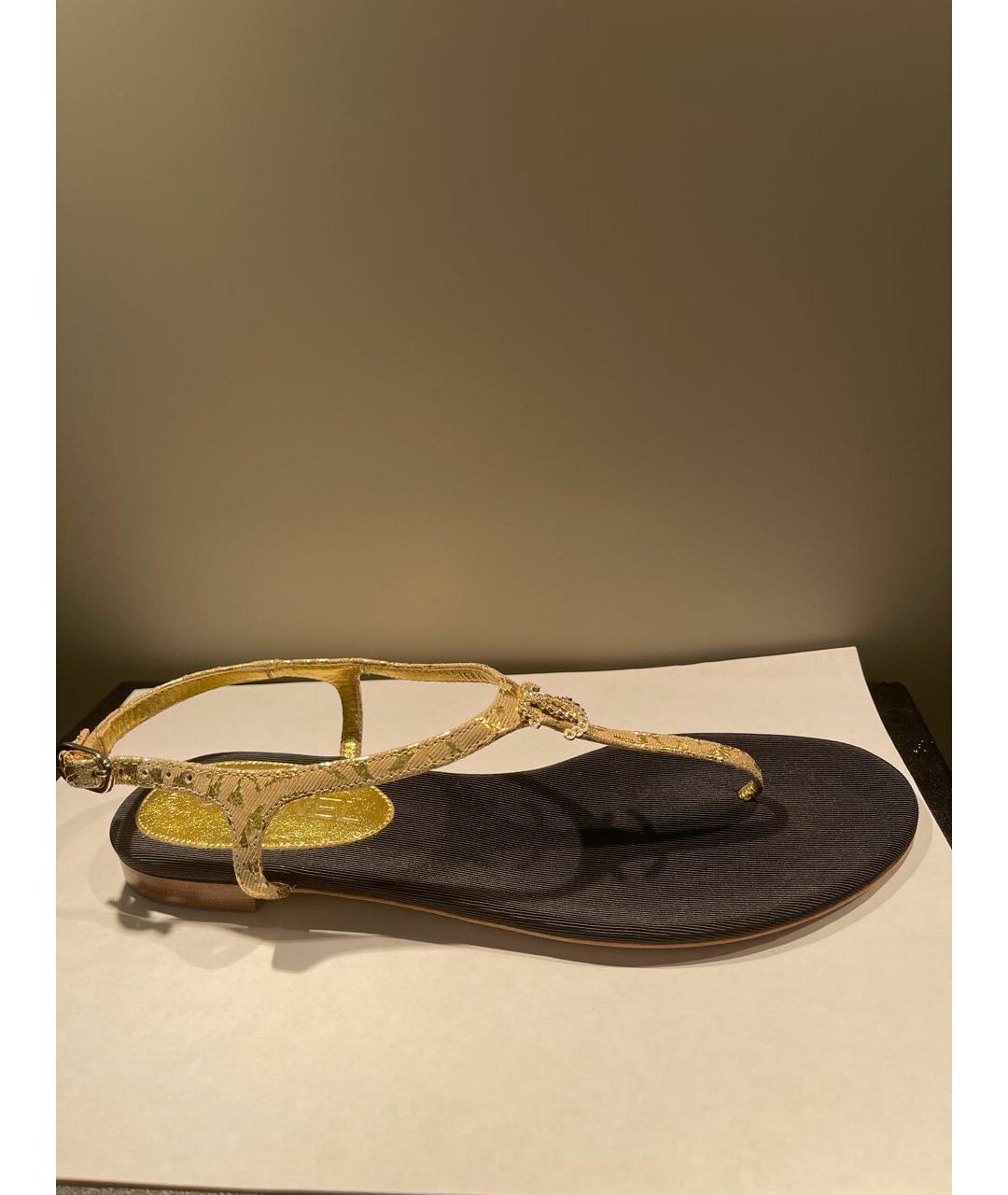 CHANEL PRE-OWNED Золотые текстильные сандалии, фото 9