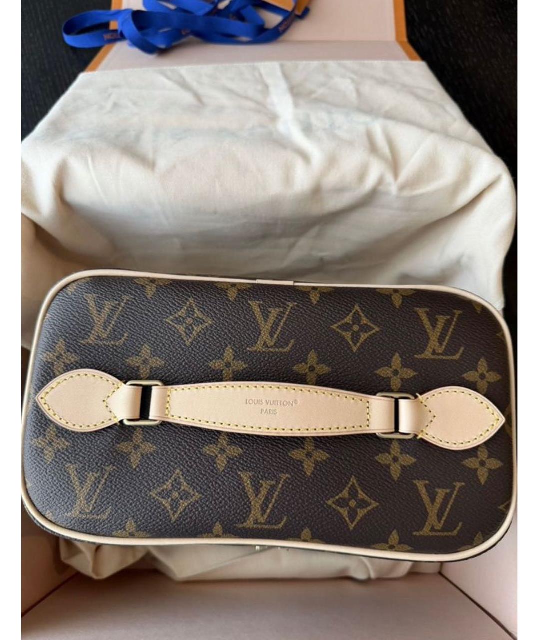 LOUIS VUITTON Коричневая косметичка, фото 4