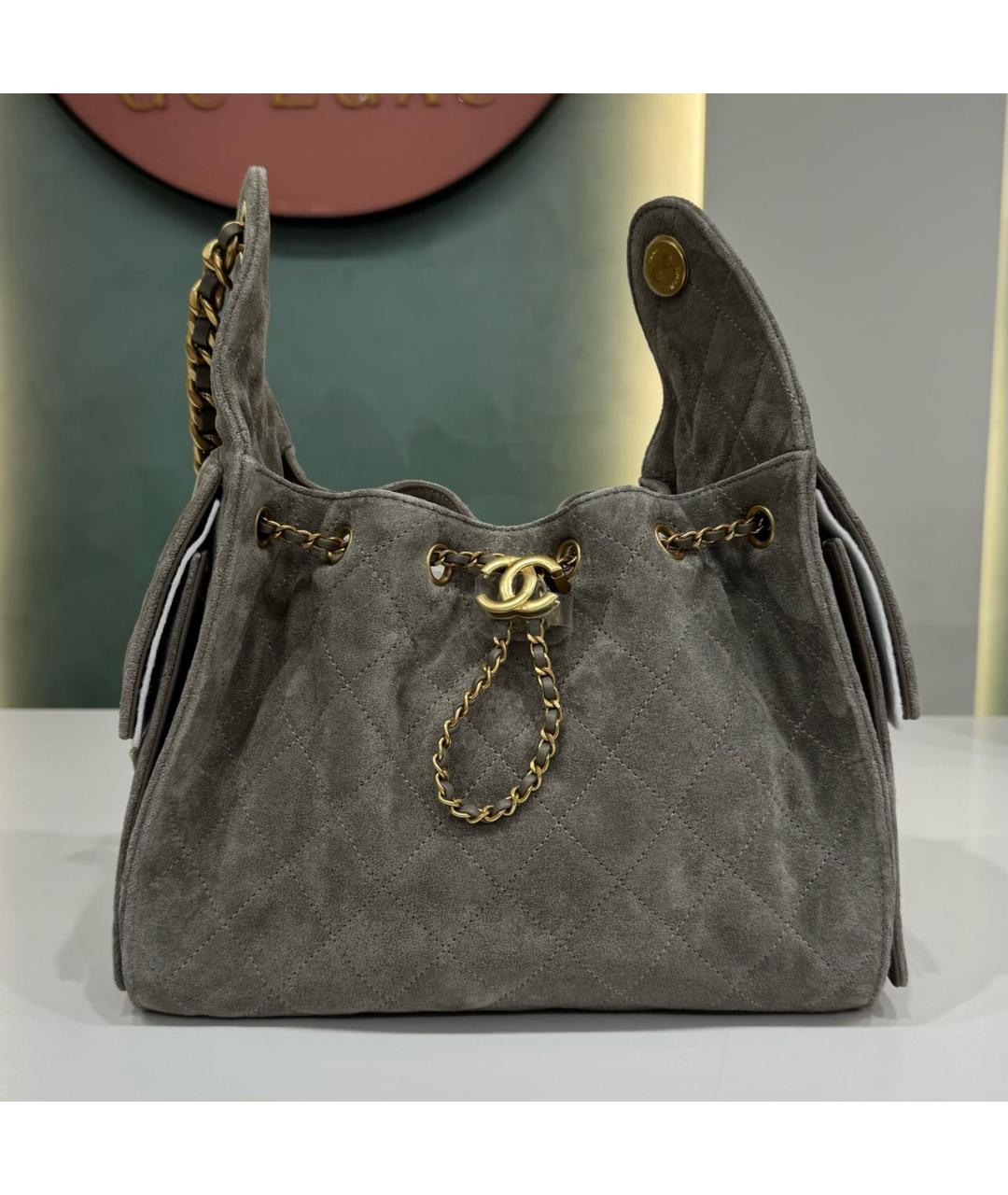 CHANEL Серая замшевая сумка тоут, фото 7