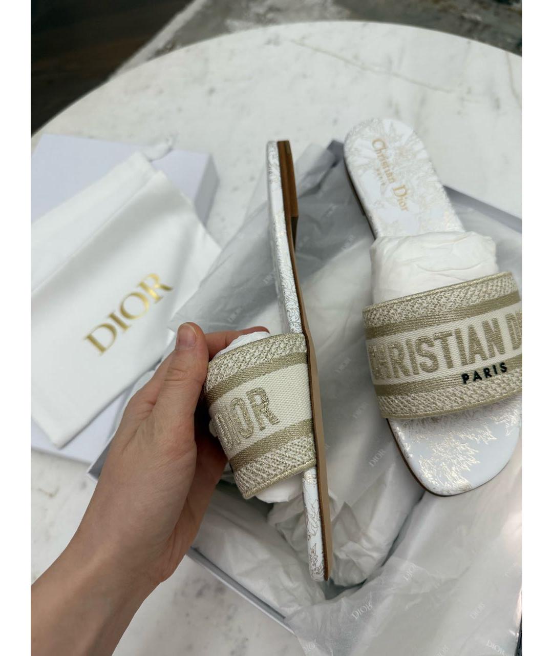 CHRISTIAN DIOR Бежевые текстильные шлепанцы, фото 9