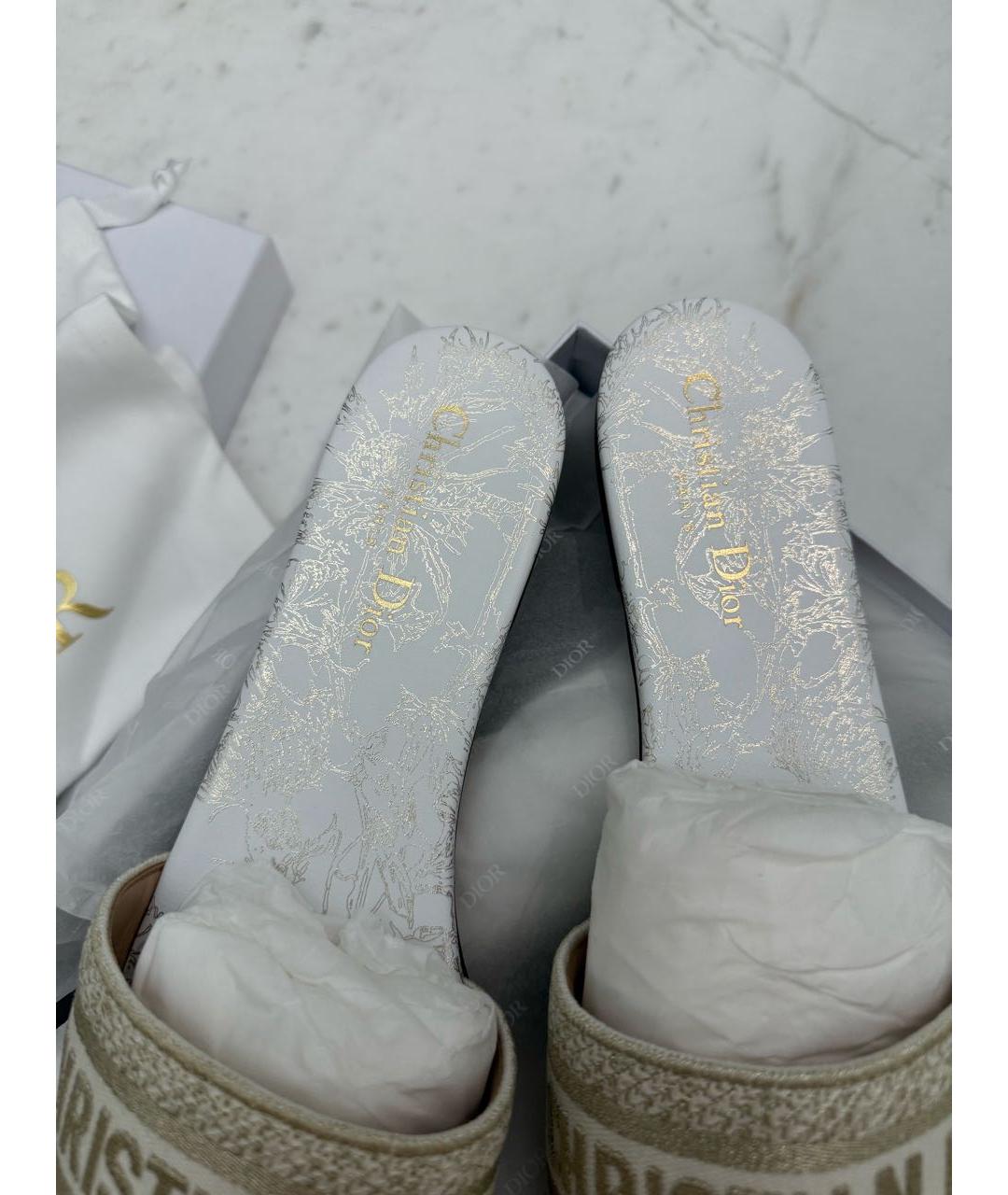 CHRISTIAN DIOR Бежевые текстильные шлепанцы, фото 5