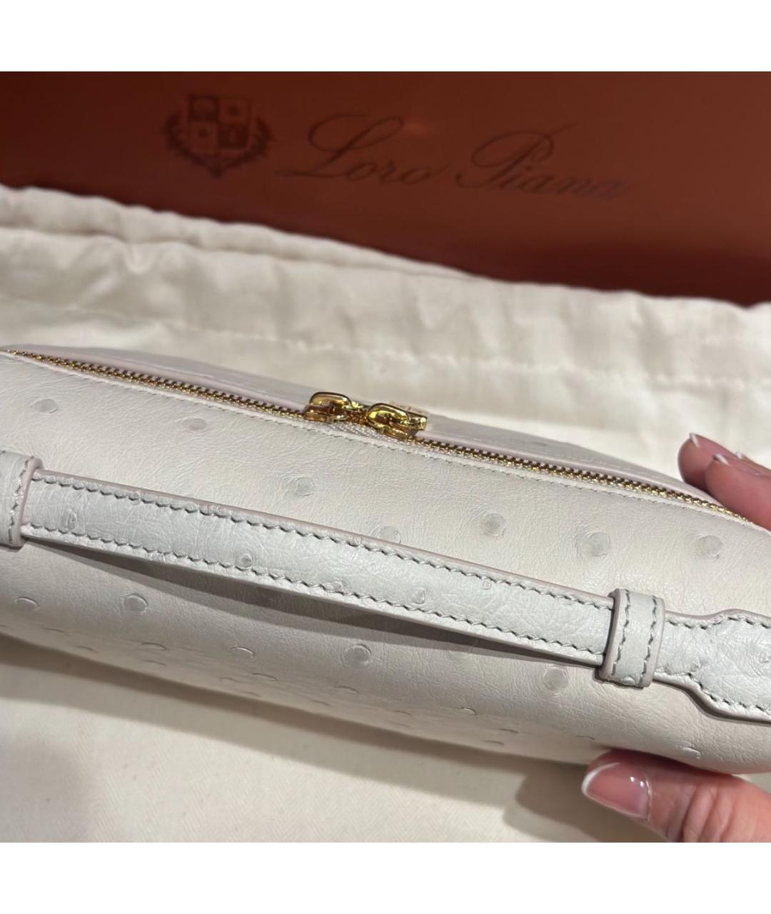 LORO PIANA Белая сумка с короткими ручками из экзотической кожи, фото 8