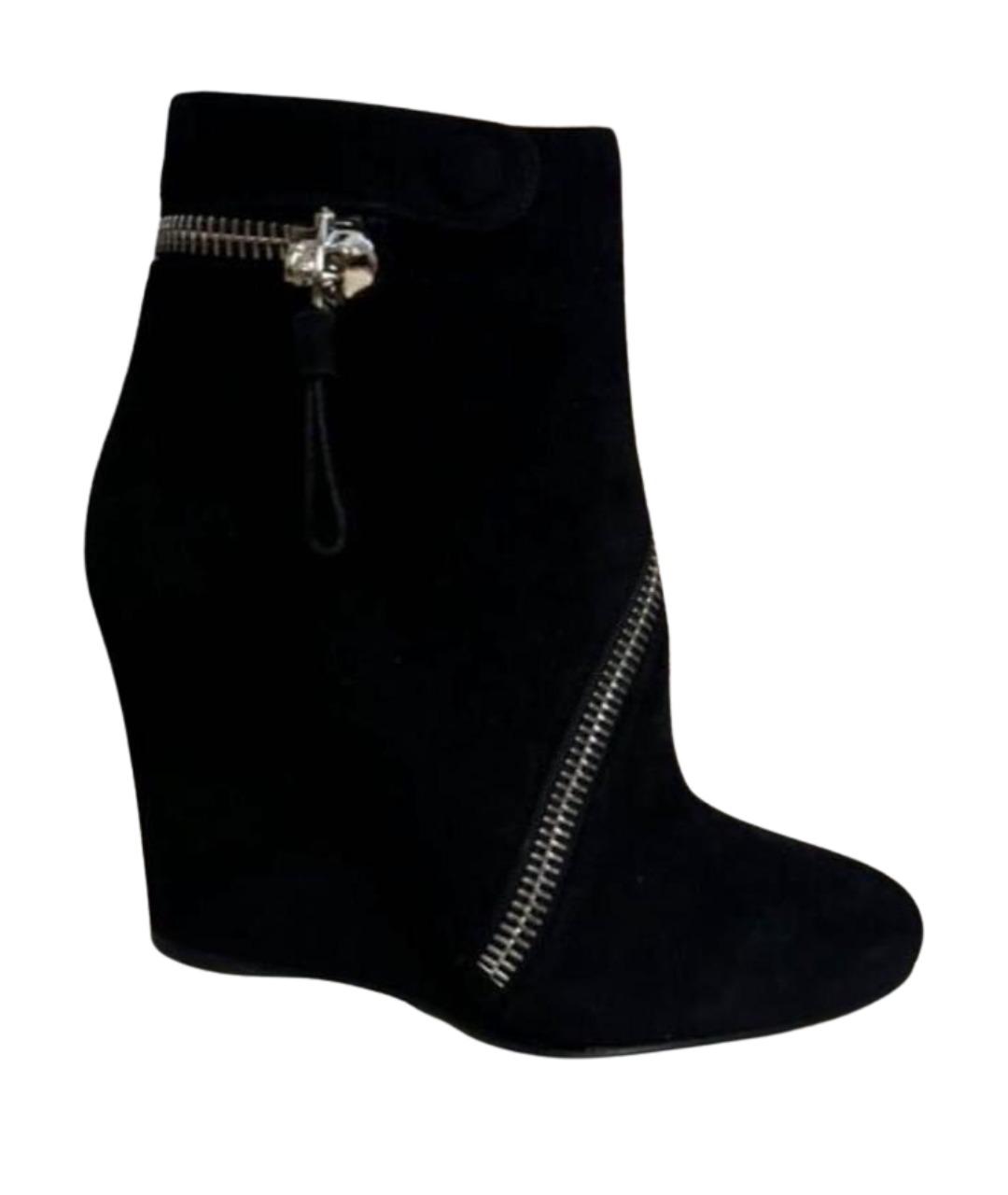 ALEXANDER MCQUEEN Черные замшевые ботильоны, фото 1