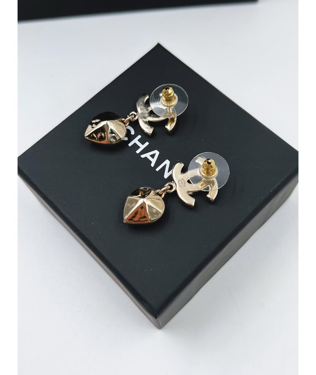 CHANEL Розовые металлические серьги, фото 4