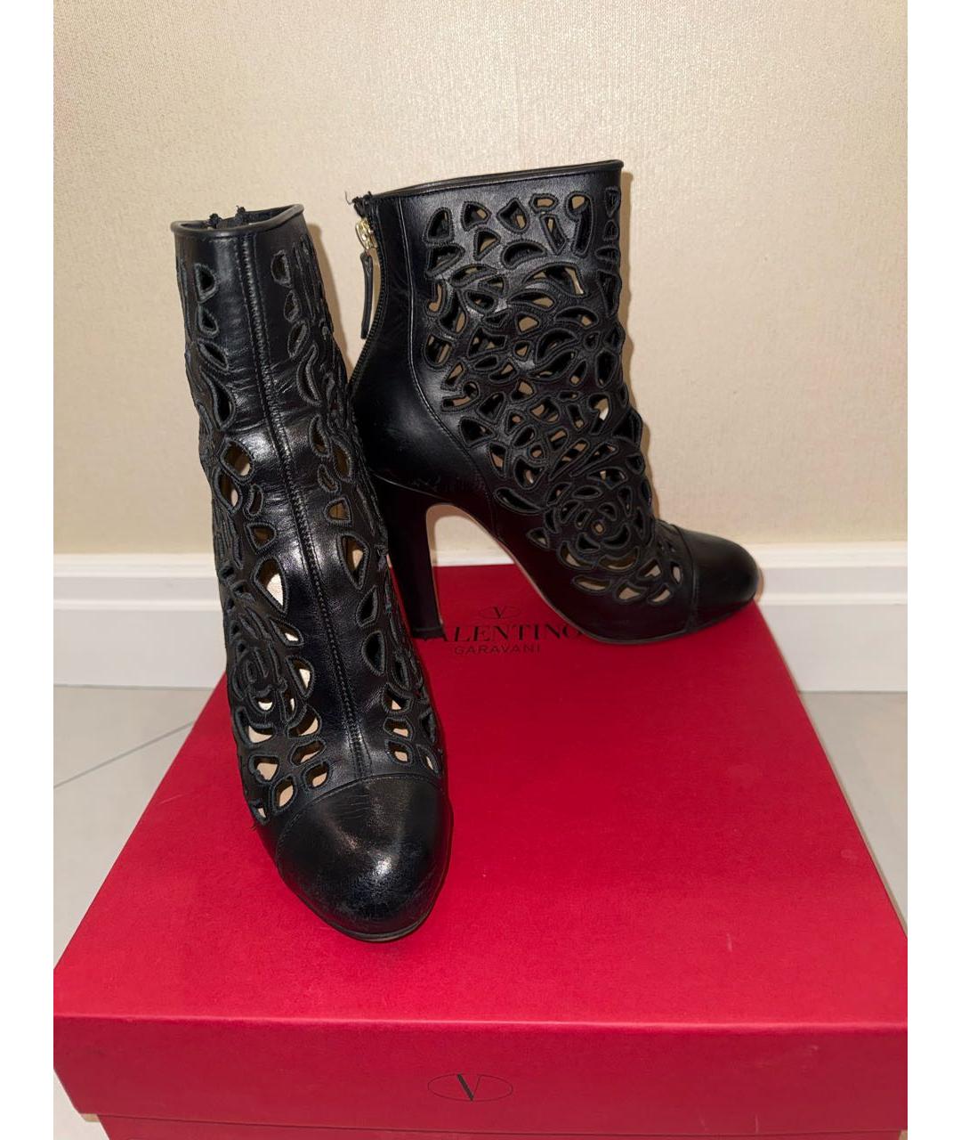 VALENTINO Черные кожаные ботильоны, фото 5