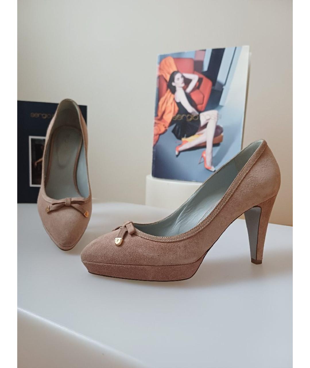 SERGIO ROSSI Бежевые замшевые туфли, фото 4