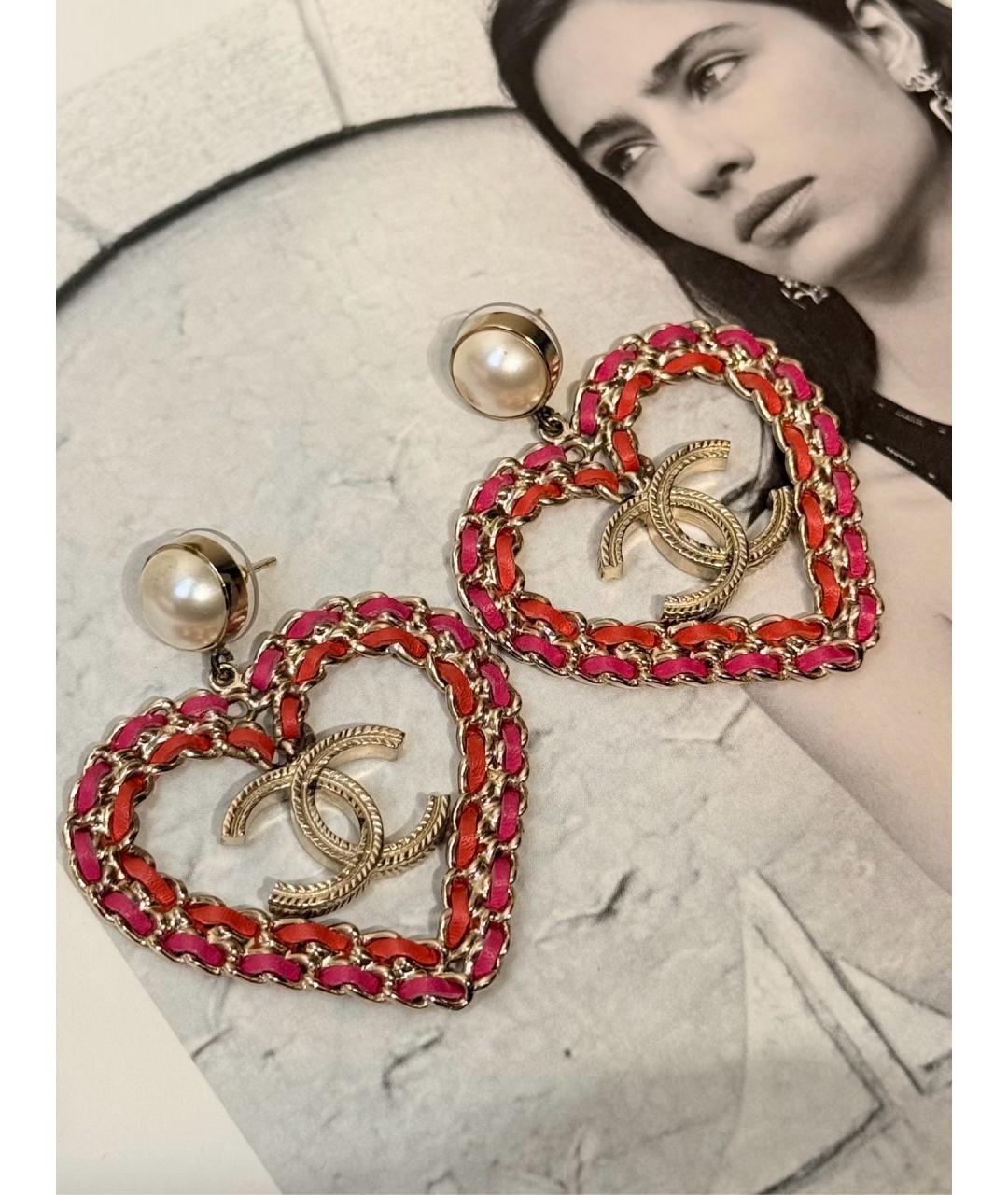 CHANEL Красные металлические серьги, фото 4