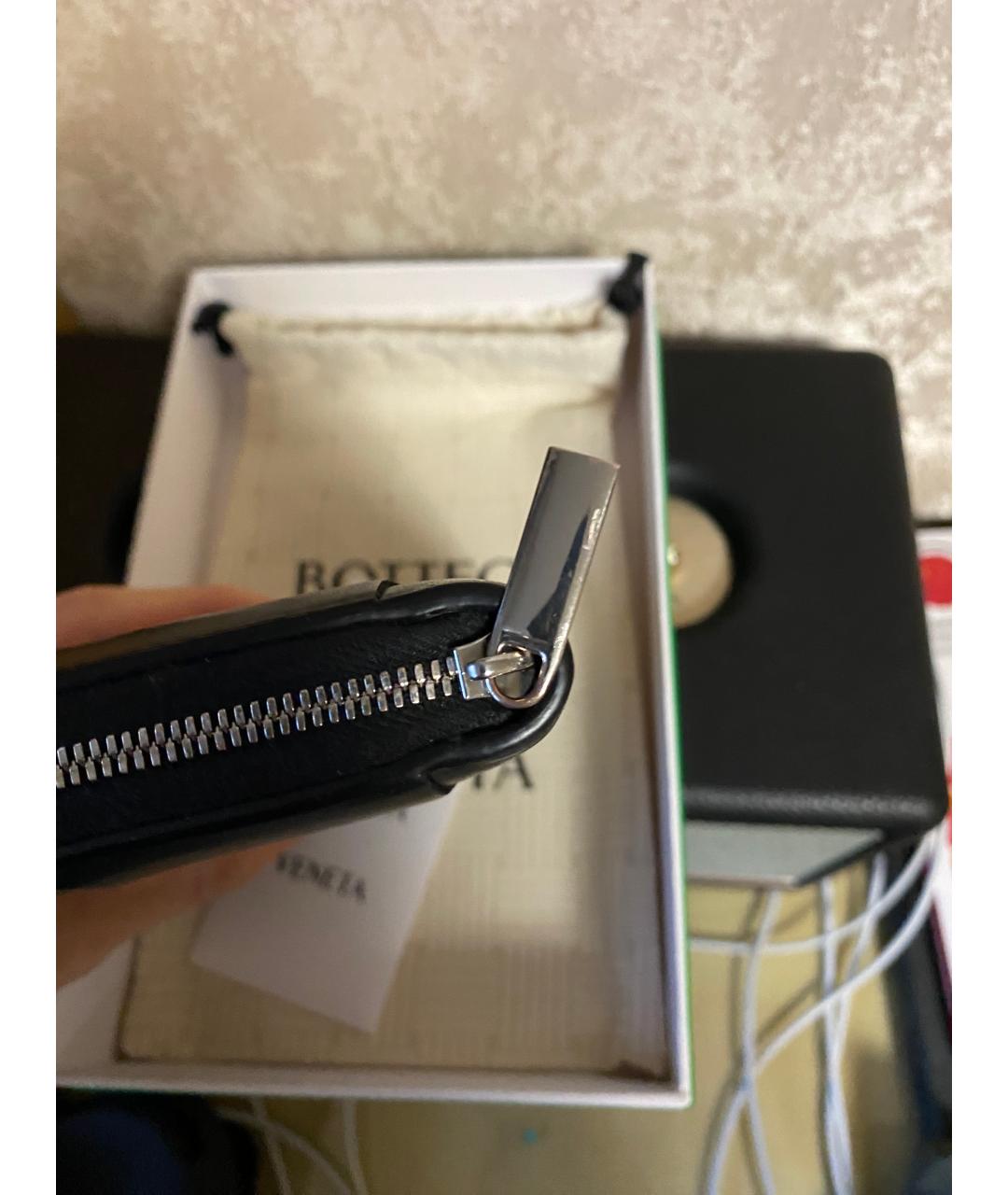 BOTTEGA VENETA Черный кожаный кошелек, фото 4