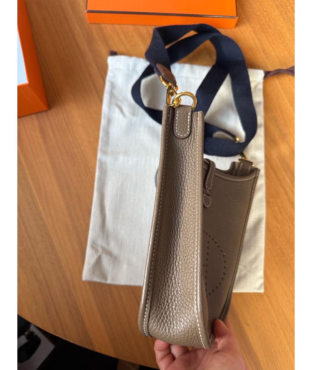 HERMES Бежевая кожаная сумка через плечо, фото 2