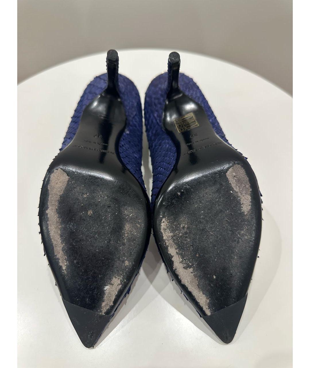 BURBERRY Темно-синие туфли из экзотической кожи, фото 7