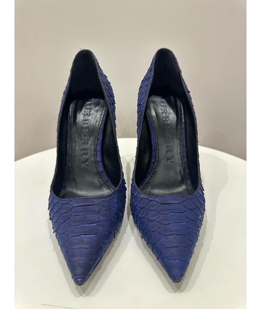 BURBERRY Темно-синие туфли из экзотической кожи, фото 3