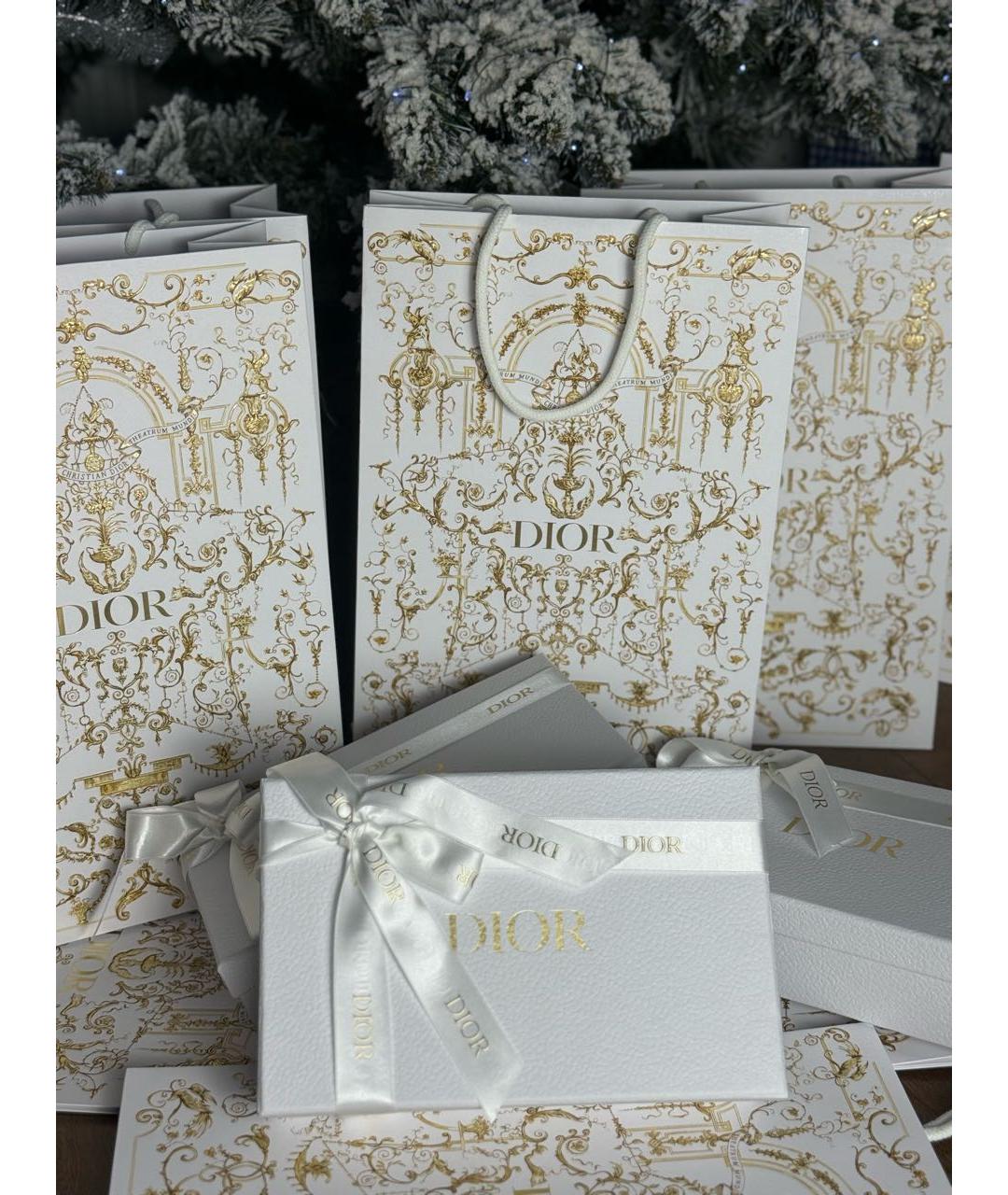 CHRISTIAN DIOR Книга, фото 5