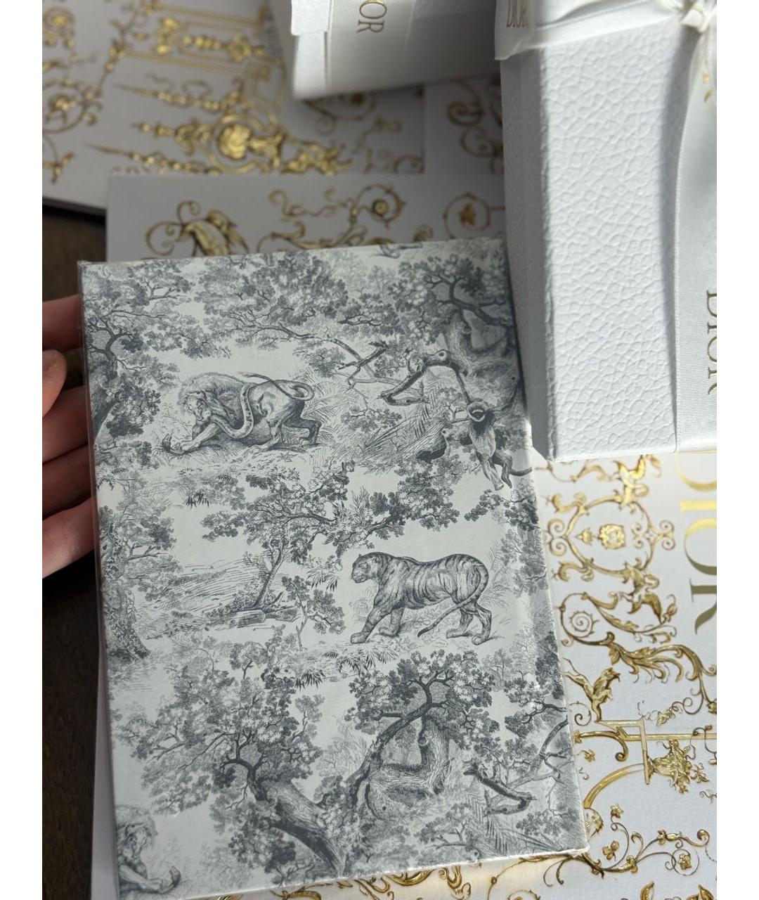 CHRISTIAN DIOR Книга, фото 2