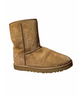 UGG AUSTRALIA Высокие ботинки