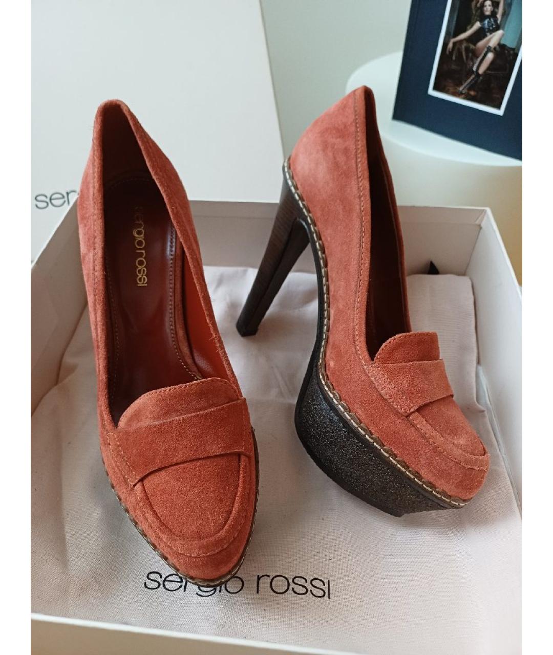 SERGIO ROSSI Оранжевое замшевые туфли, фото 2
