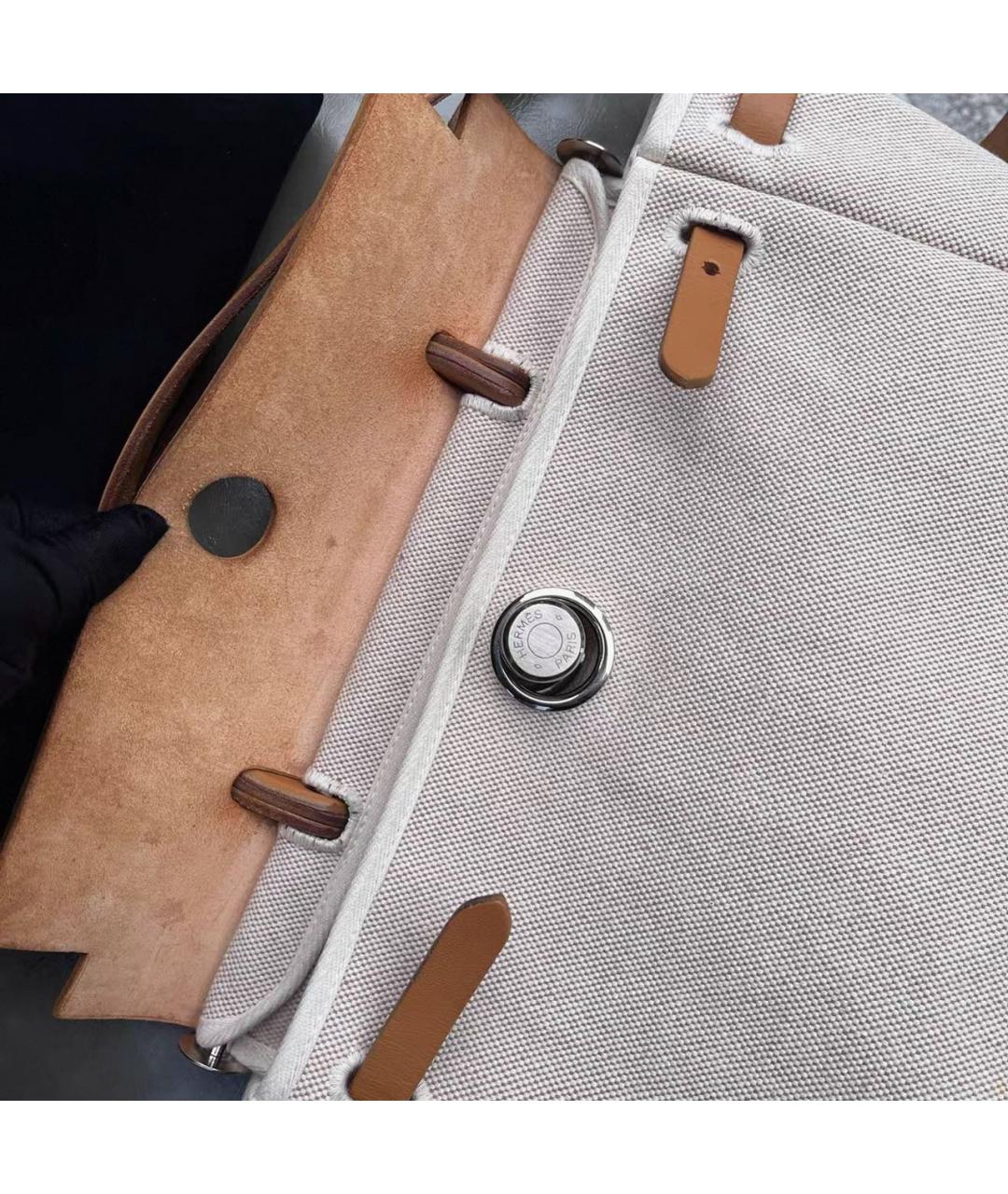 HERMES Бежевая кожаная сумка с короткими ручками, фото 4