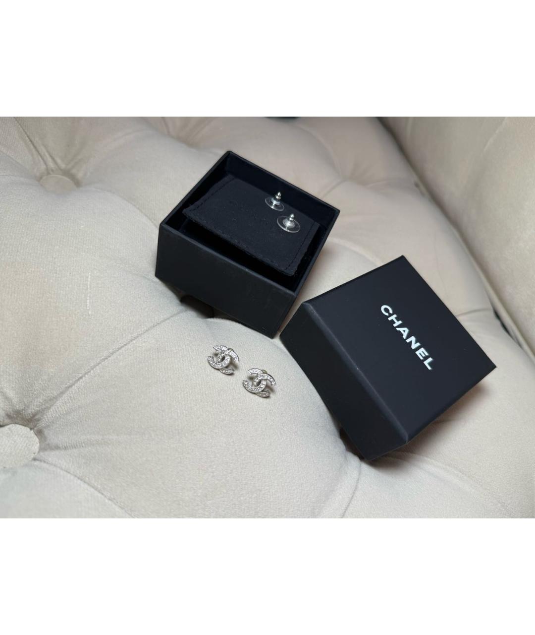 CHANEL Серебряные металлические серьги, фото 3