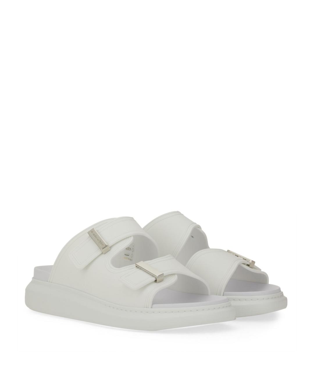 ALEXANDER MCQUEEN Белые сандалии из искусственной кожи, фото 3