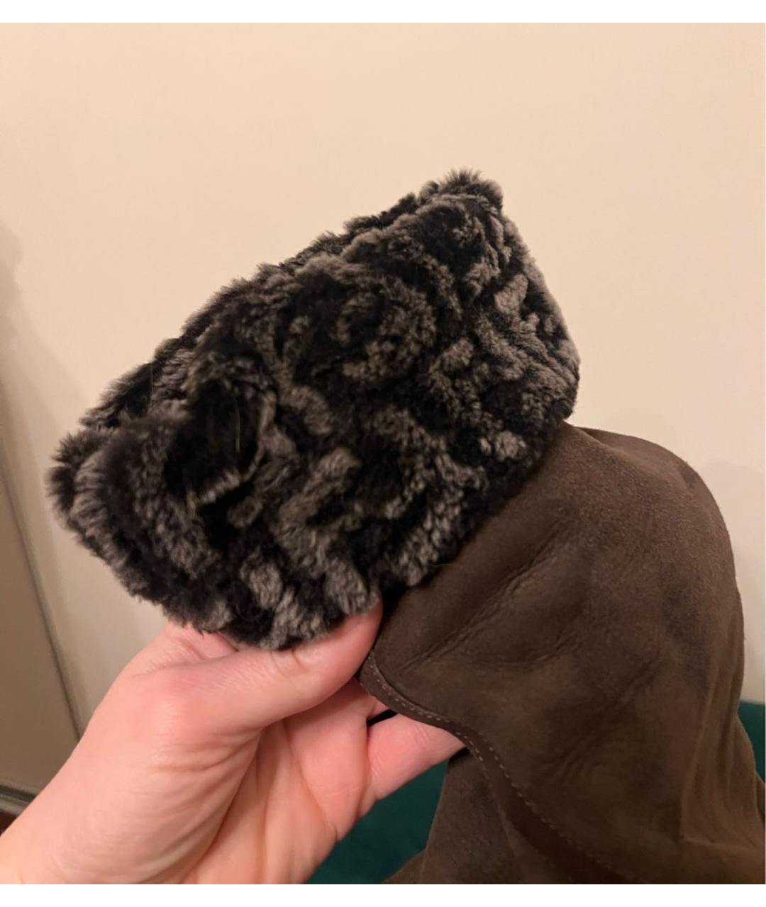 FENDI Коричневые замшевые сапоги, фото 2