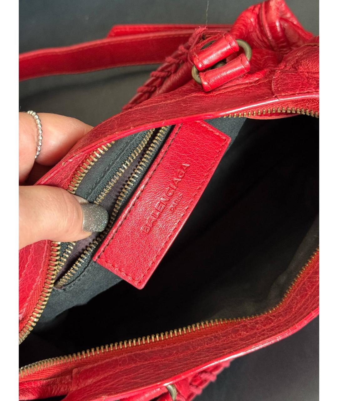 BALENCIAGA Бордовая кожаная сумка с короткими ручками, фото 4