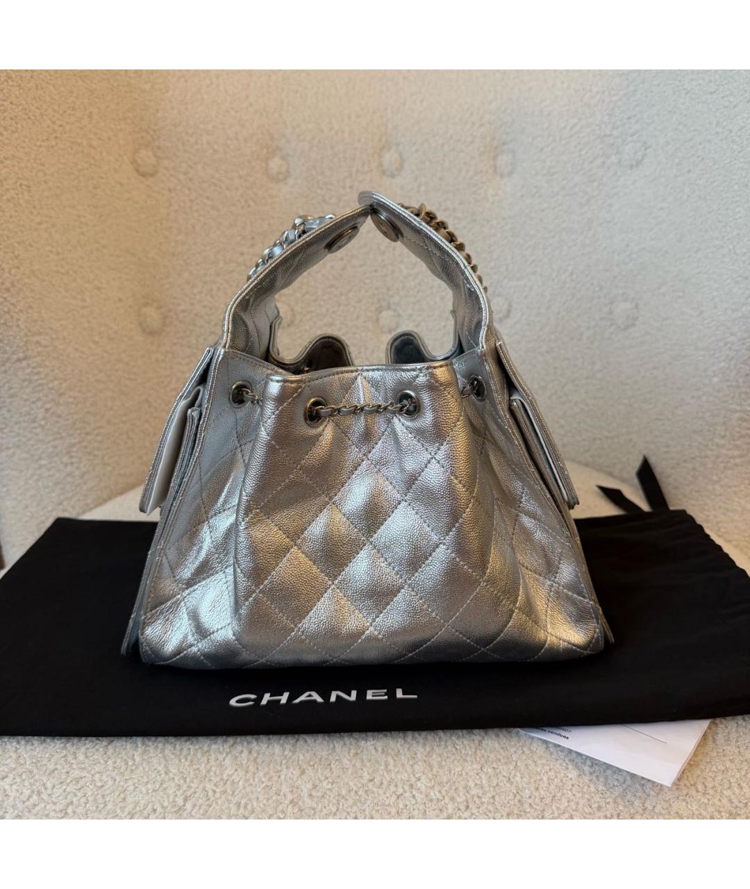CHANEL Серебряная кожаная сумка через плечо, фото 3