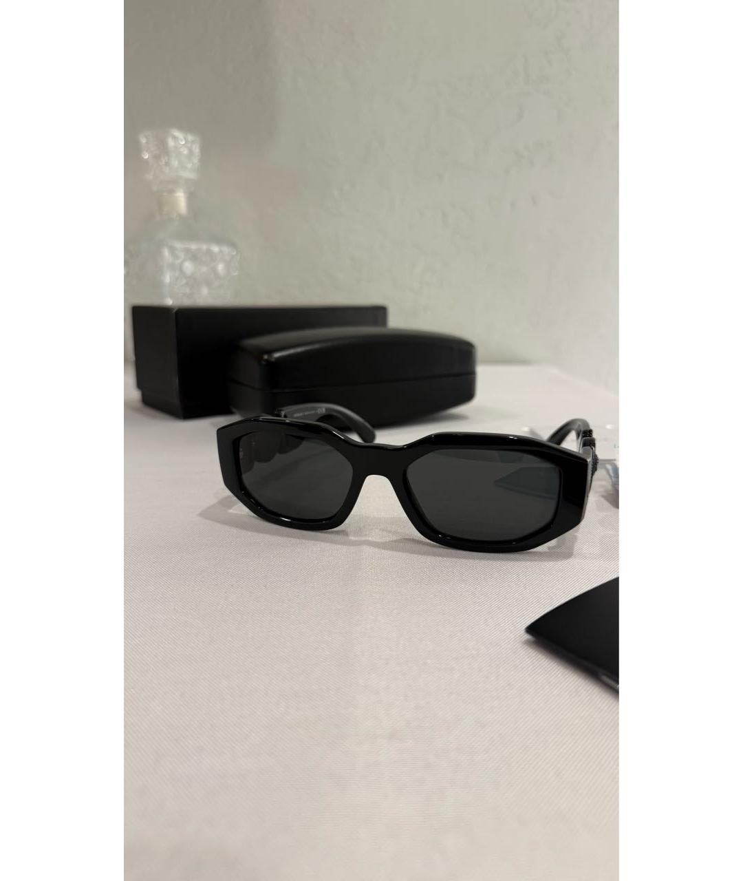 VERSACE Черные пластиковые солнцезащитные очки, фото 3