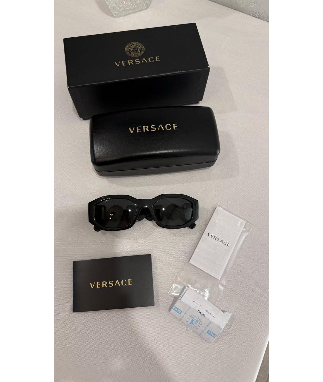 VERSACE Черные пластиковые солнцезащитные очки, фото 2