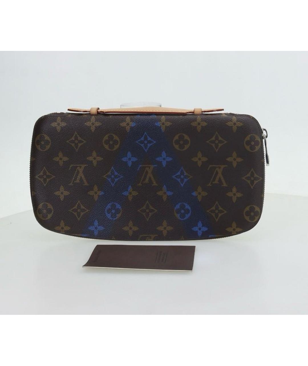 LOUIS VUITTON Коричневая кожаная барсетка, фото 7