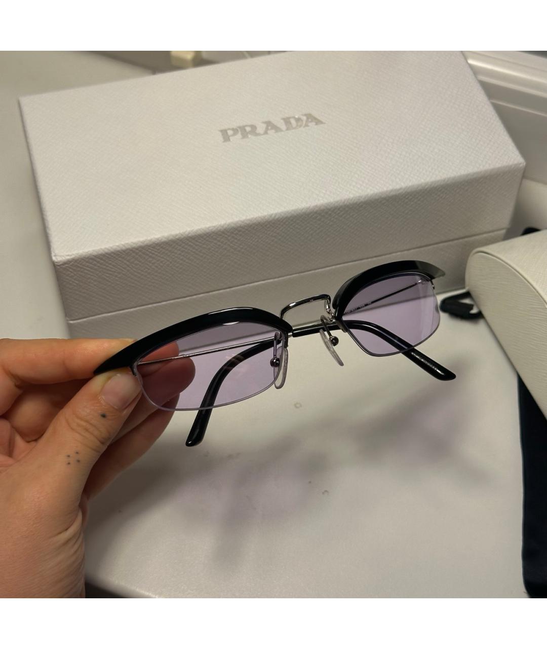 PRADA Фиолетовые пластиковые солнцезащитные очки, фото 2