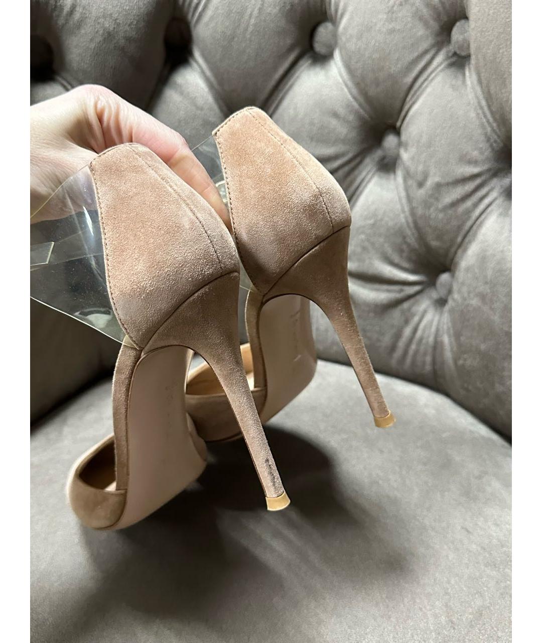 GIANVITO ROSSI Бежевые замшевые туфли, фото 4