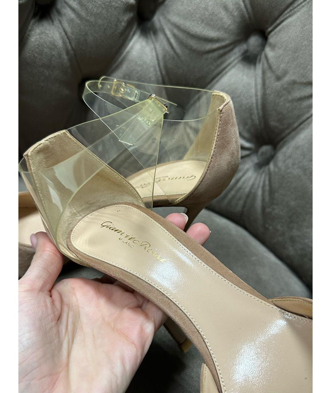 GIANVITO ROSSI Бежевые замшевые туфли, фото 6