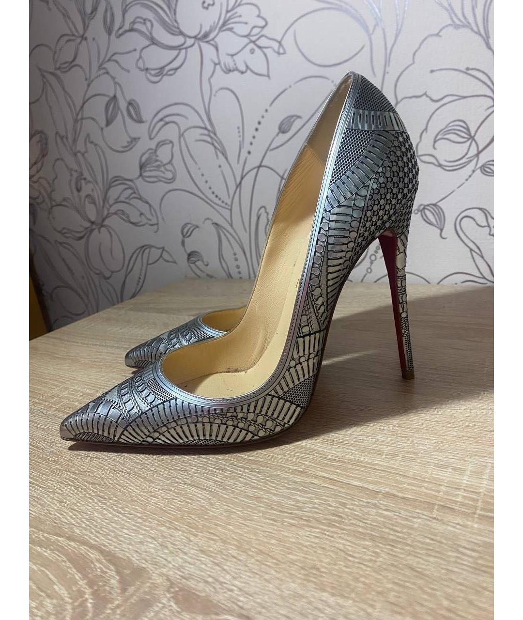 CHRISTIAN LOUBOUTIN Серые кожаные туфли, фото 5