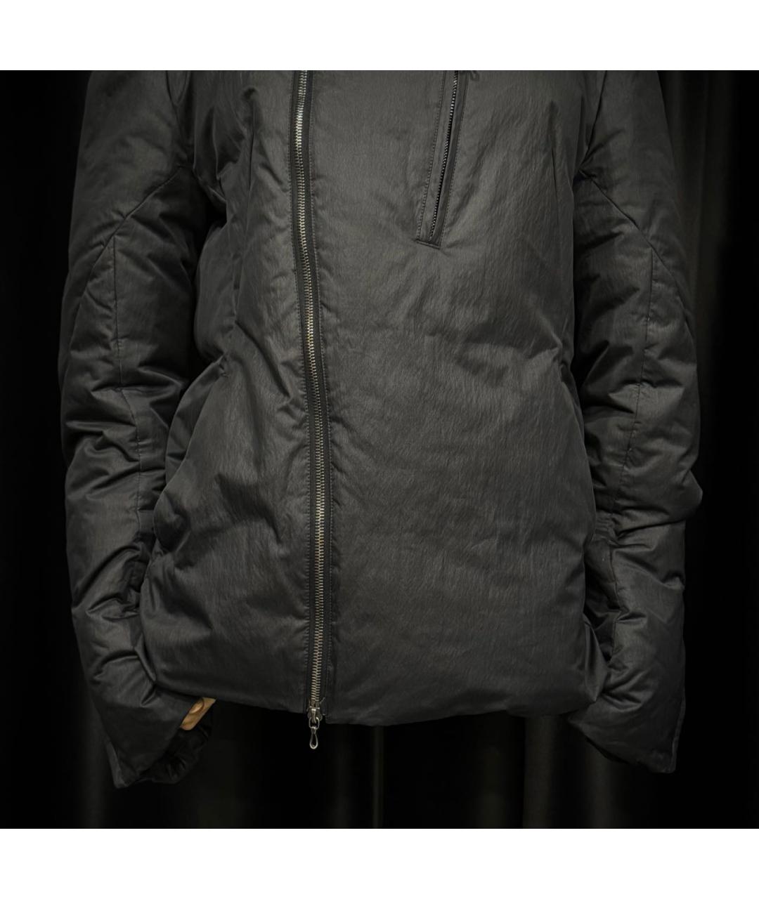 ATTACHMENT Черный полиэстеровый пуховик, фото 5