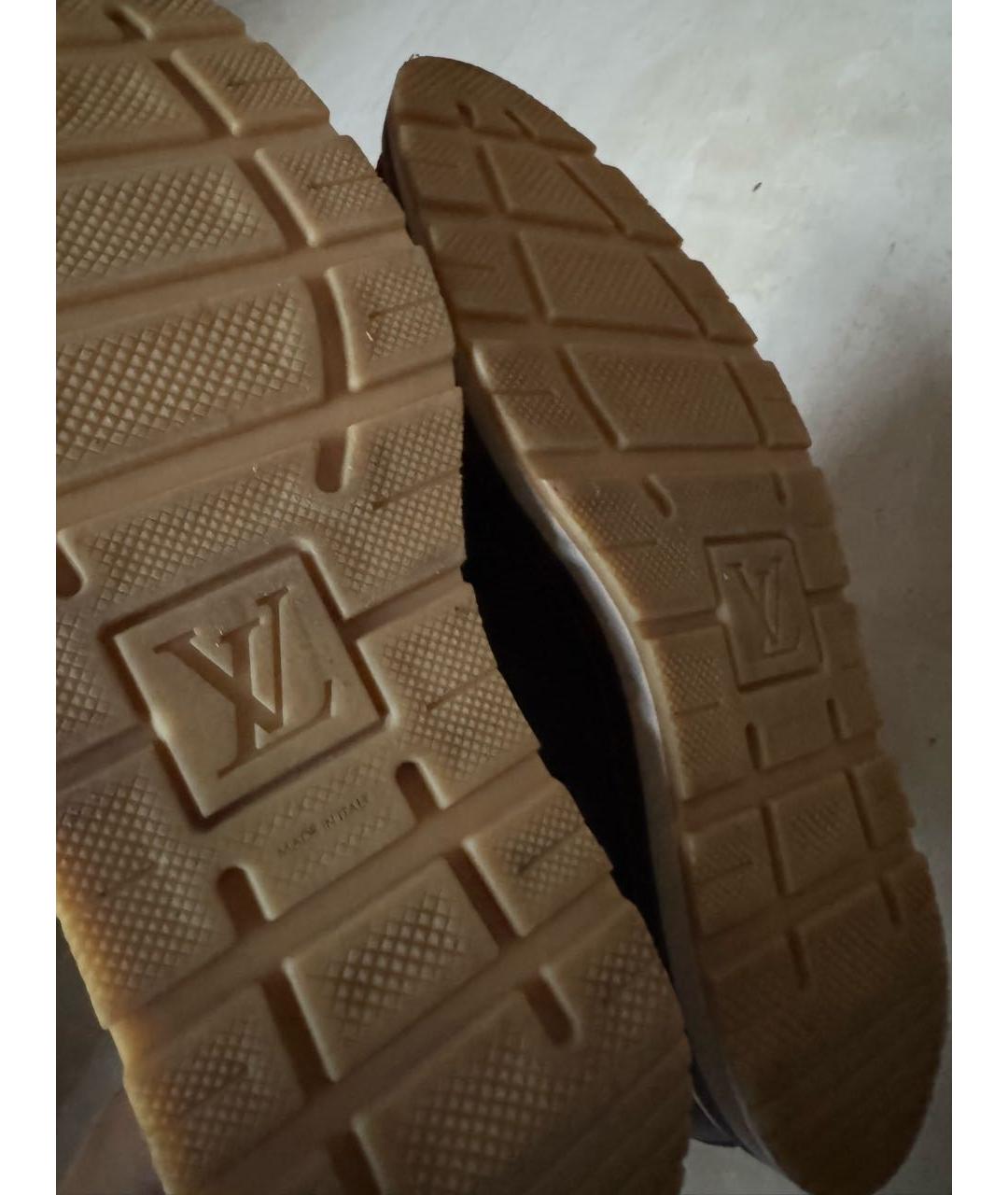 LOUIS VUITTON Темно-синие замшевые высокие ботинки, фото 5