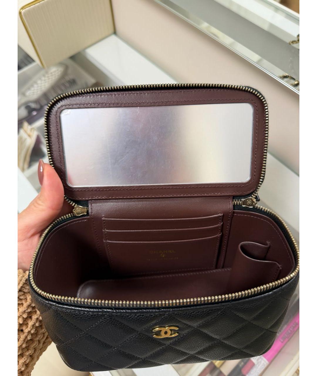 CHANEL Черная кожаная сумка через плечо, фото 4