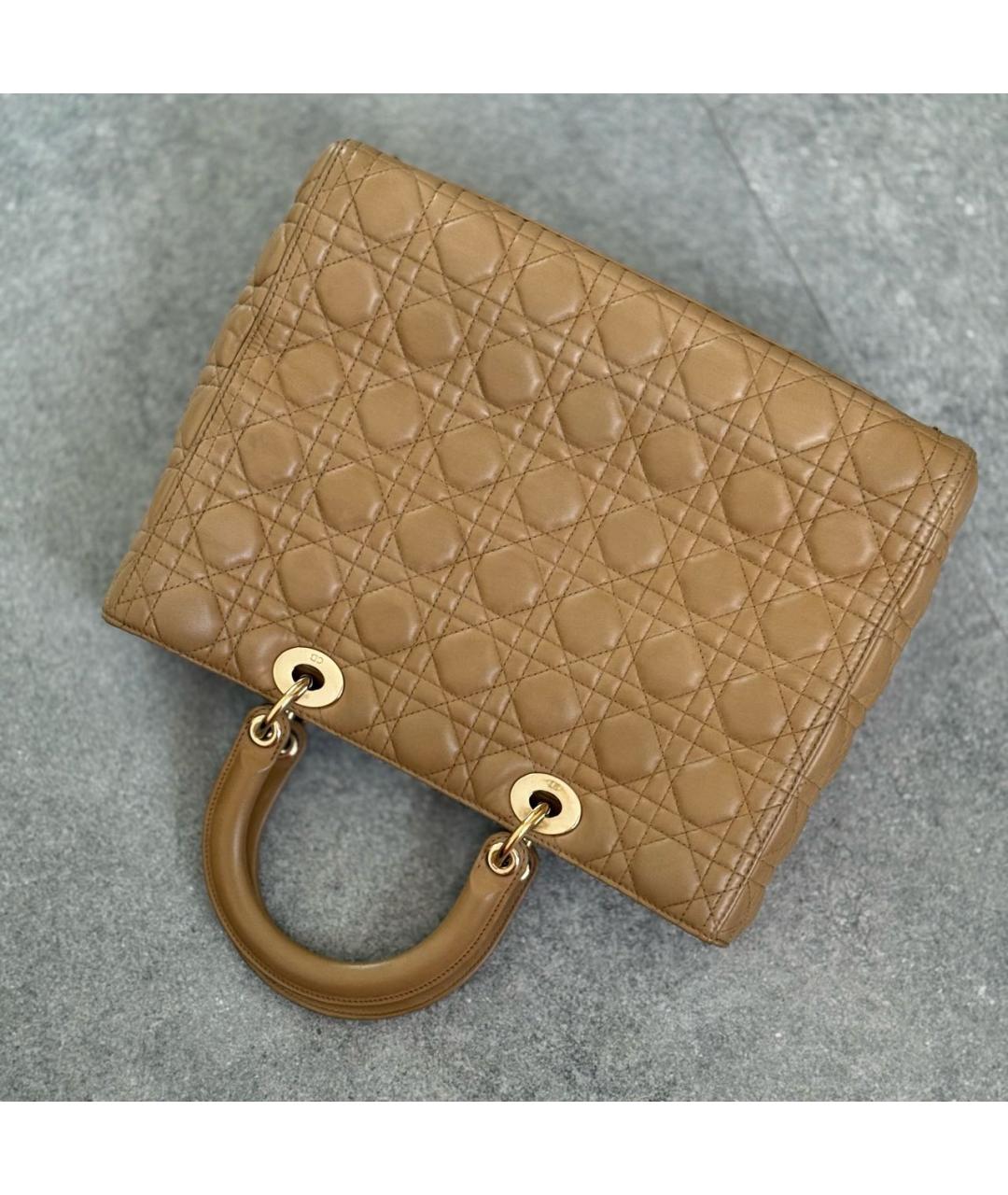 CHRISTIAN DIOR Бежевая кожаная сумка с короткими ручками, фото 3