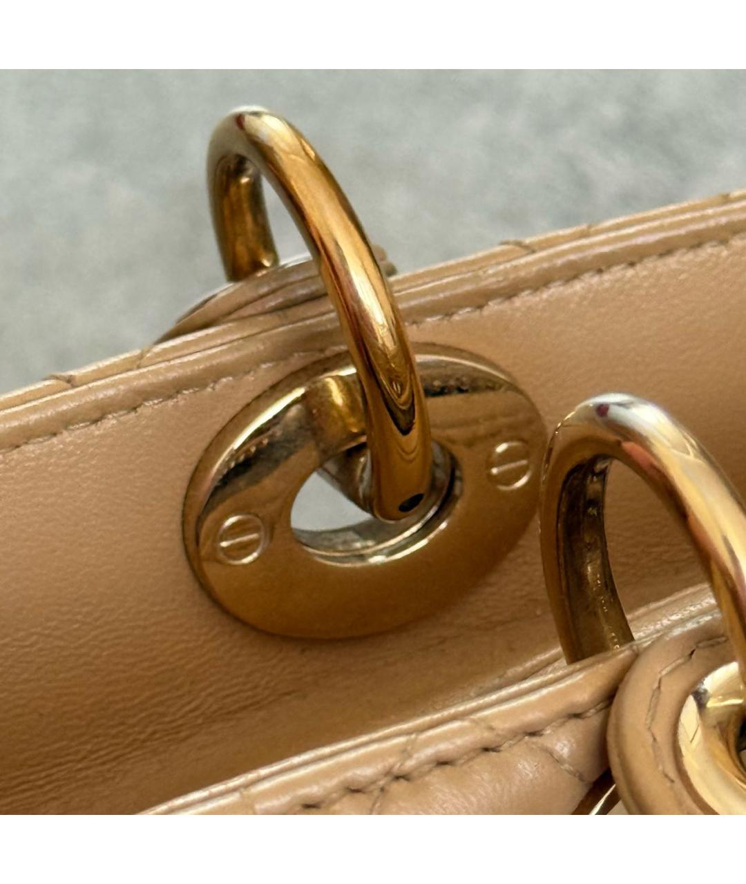 CHRISTIAN DIOR Бежевая кожаная сумка с короткими ручками, фото 7
