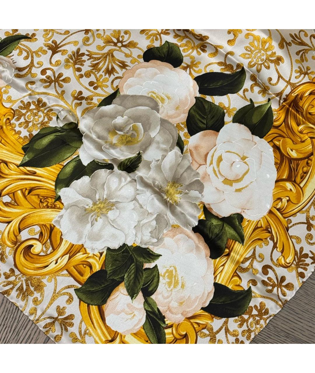 CHANEL Бежевый шелковый платок, фото 2