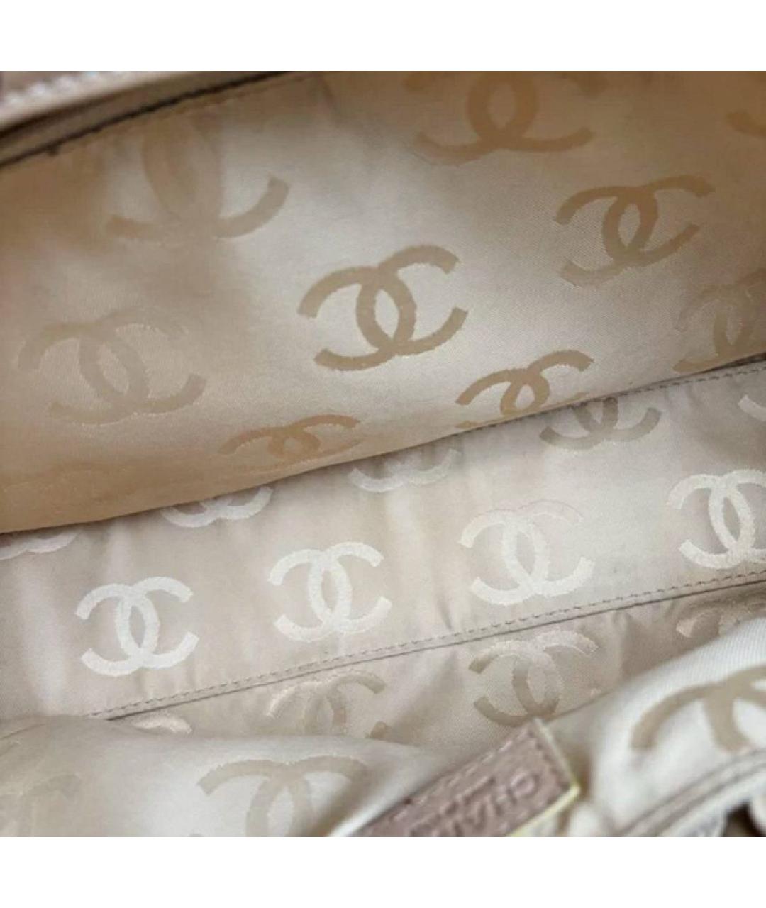 CHANEL Бежевая кожаная сумка с короткими ручками, фото 7
