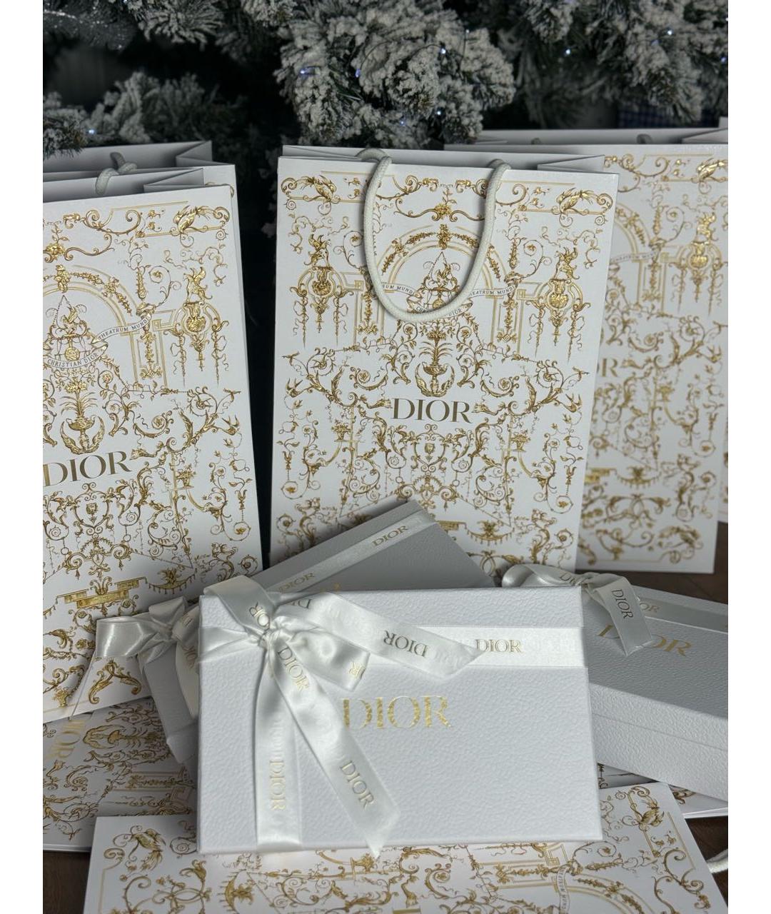 CHRISTIAN DIOR Книга, фото 3