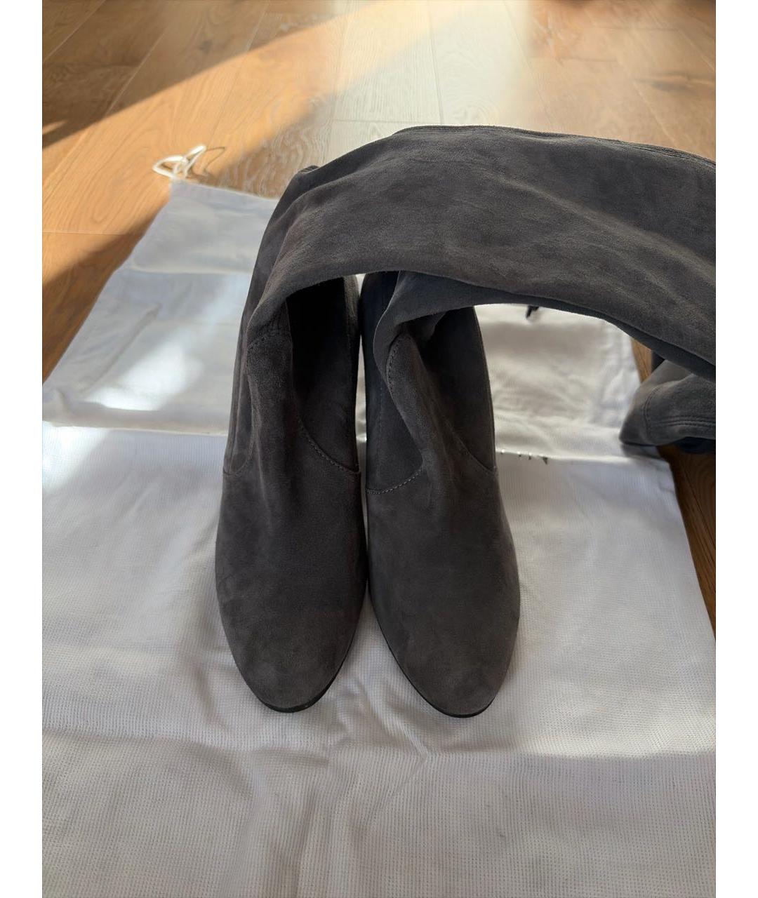 STUART WEITZMAN Антрацитовые замшевые ботфорты, фото 2