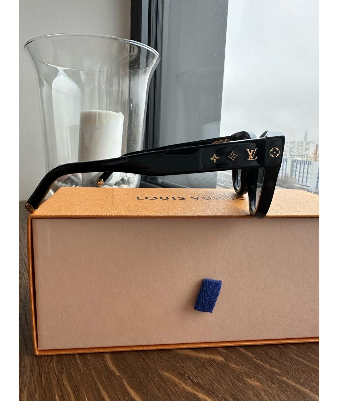 LOUIS VUITTON Черные пластиковые солнцезащитные очки, фото 4